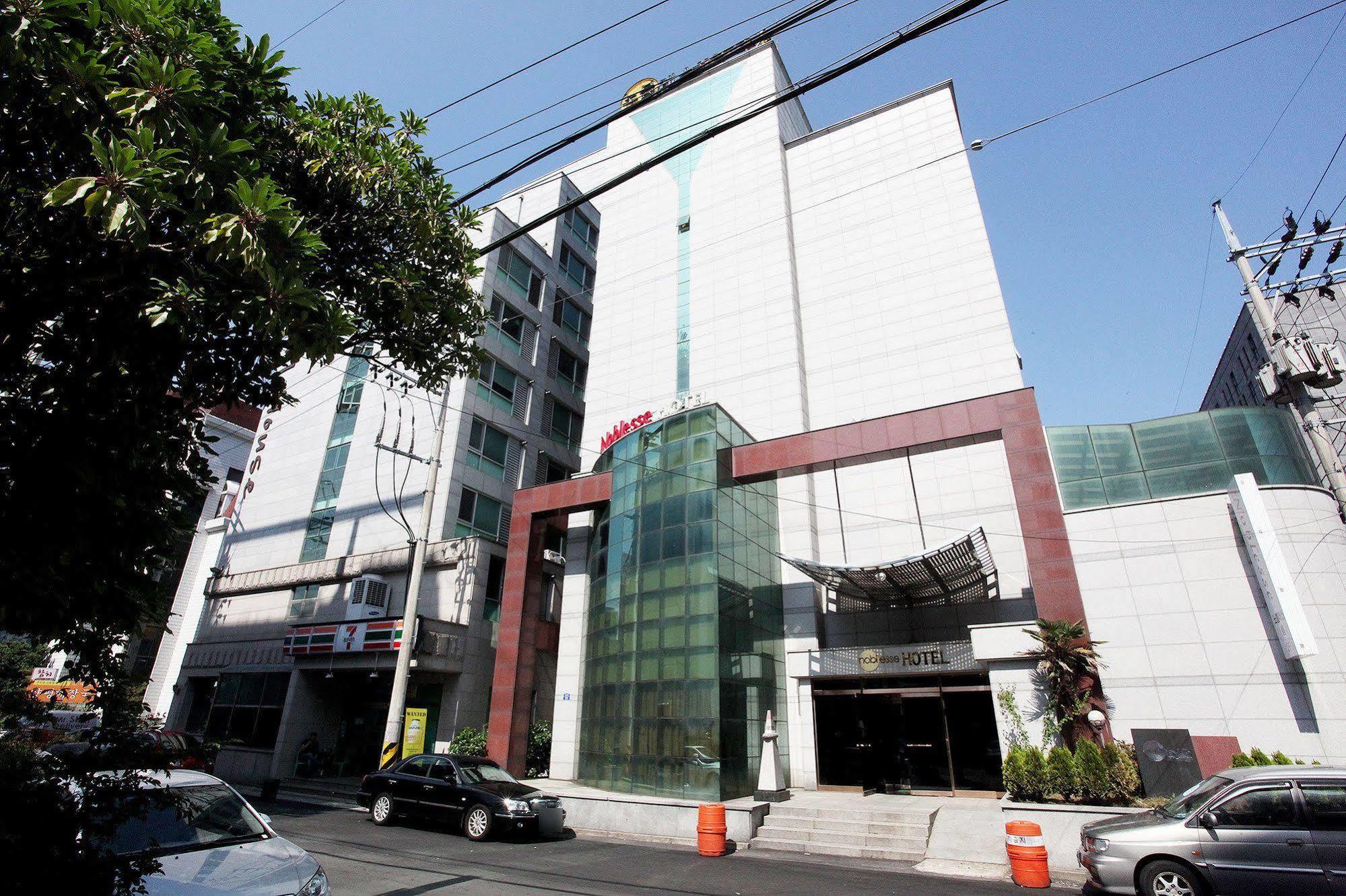 Noblesse Hotel Jeju Exterior photo