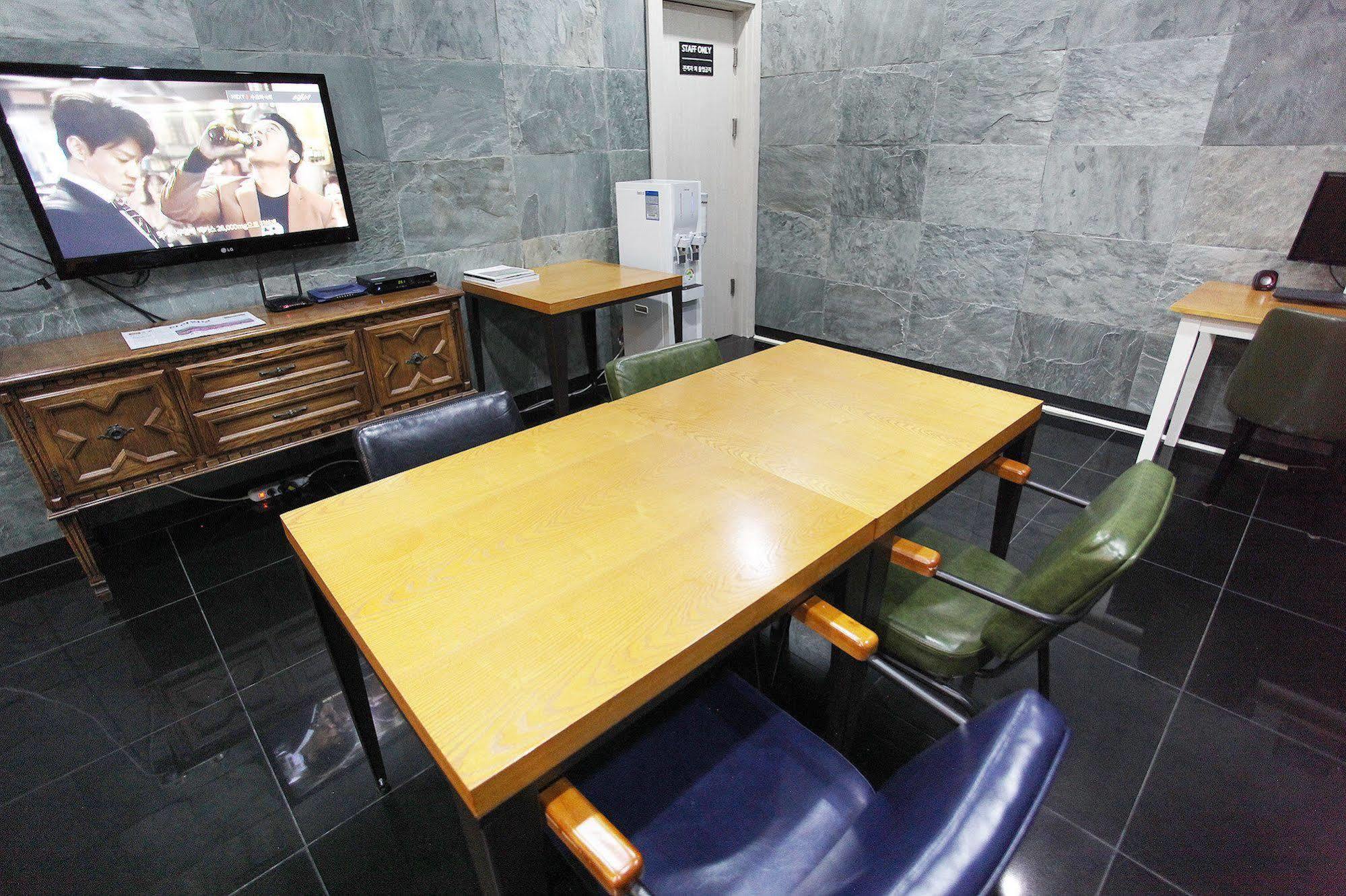 Noblesse Hotel Jeju Exterior photo