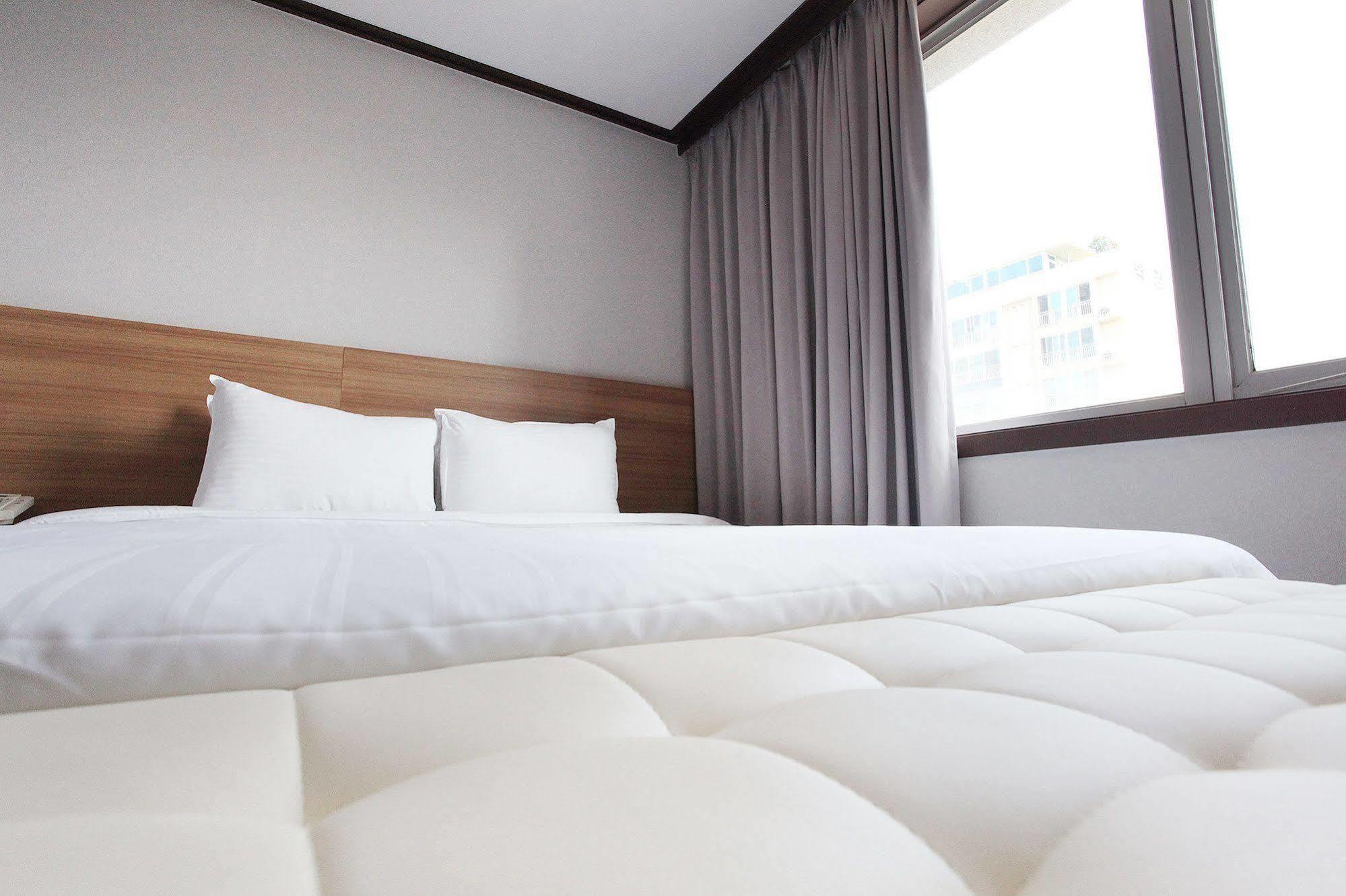 Noblesse Hotel Jeju Exterior photo