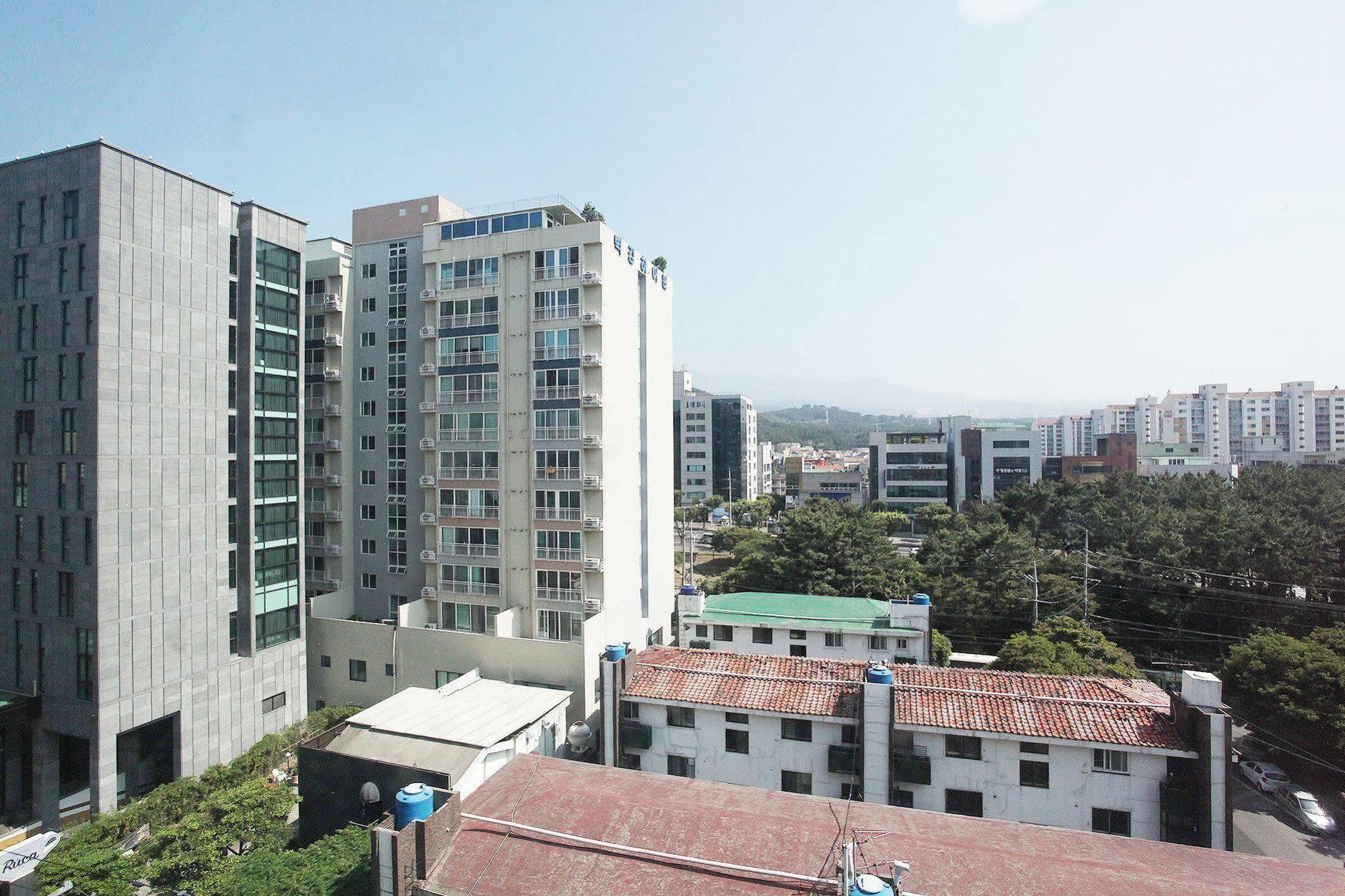Noblesse Hotel Jeju Exterior photo